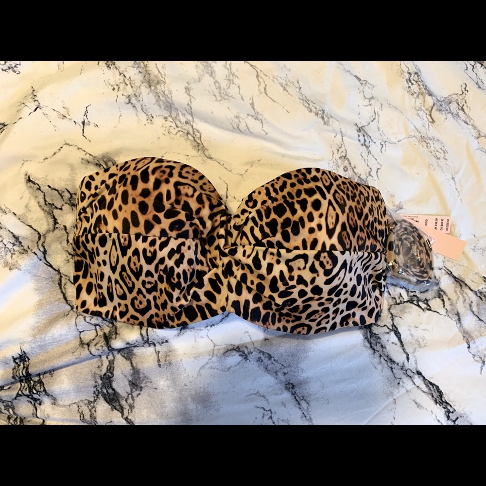 Victoria’s Secret leopard bikini top